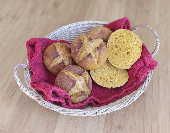 Helle Kürbis-Brötchen - Aber bitte mit Dinkel